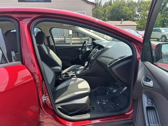 Ford Focus SE Sedan 2014