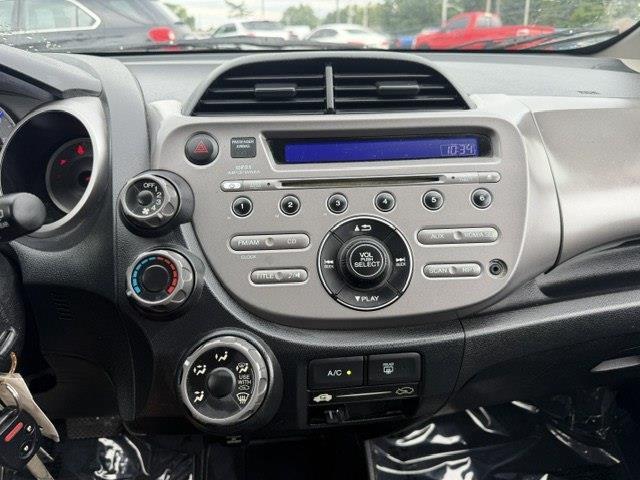 Honda Fit 5-Speed AT 2013