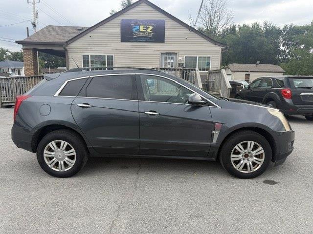 Cadillac SRX Base 2011
