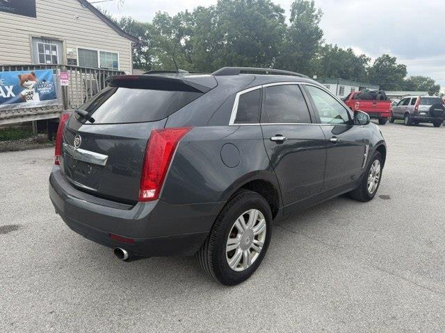 Cadillac SRX Base 2011