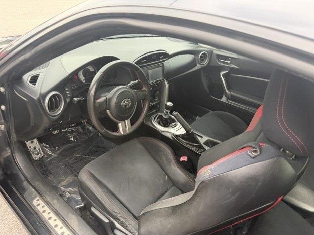 Scion FR-S 6MT 2013