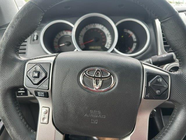 Toyota Tacoma Double Cab V6 6MT 4WD 2015