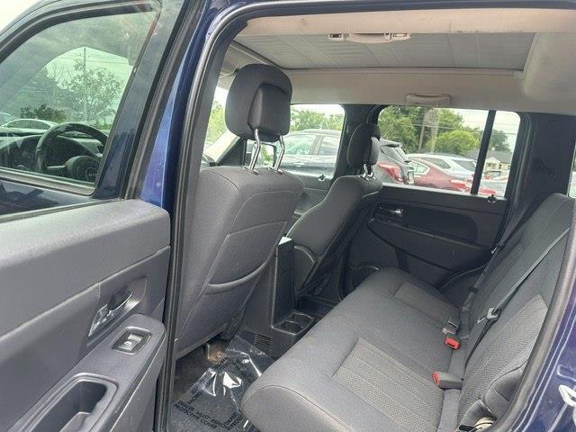 Jeep Liberty Sport 4WD 2012