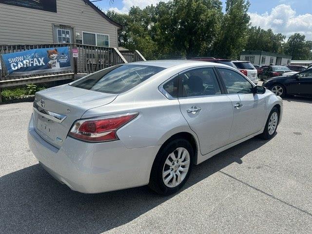 Nissan Altima 2.5 S 2014