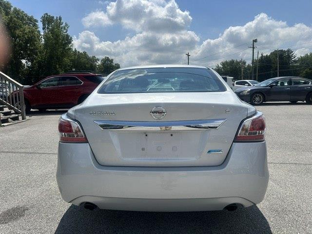 Nissan Altima 2.5 S 2014