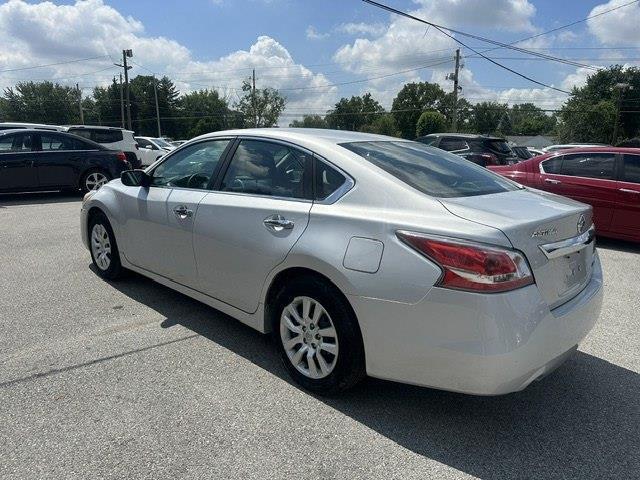 Nissan Altima 2.5 S 2014