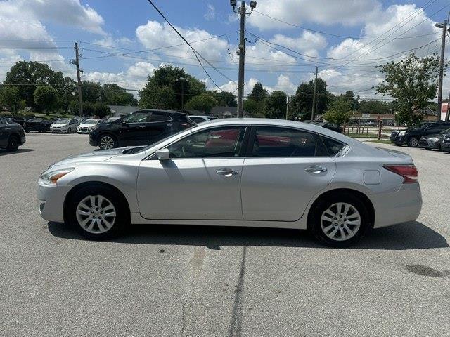 Nissan Altima 2.5 S 2014