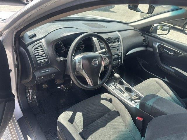 Nissan Altima 2.5 S 2014