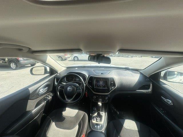 Jeep Cherokee Latitude 4WD 2014