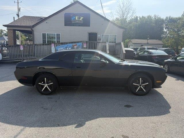 Dodge Challenger SE 2009