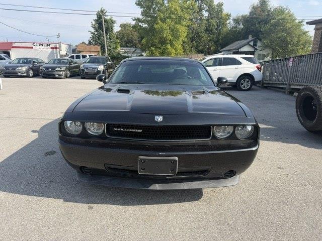 Dodge Challenger SE 2009