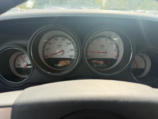 Dodge Challenger SE 2009