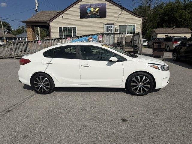 Kia Forte LX 6A 2017
