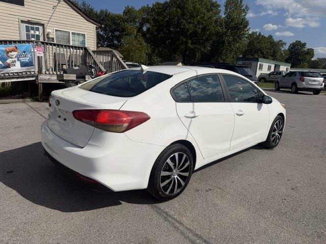 Kia Forte LX 6A 2017