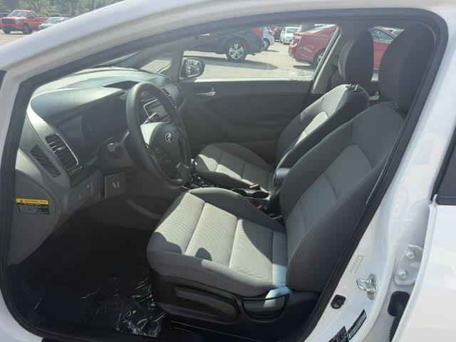 Kia Forte LX 6A 2017