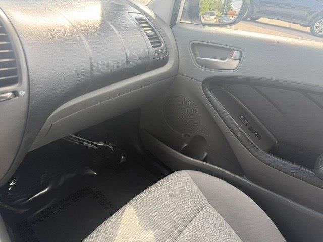Kia Forte LX 6A 2017