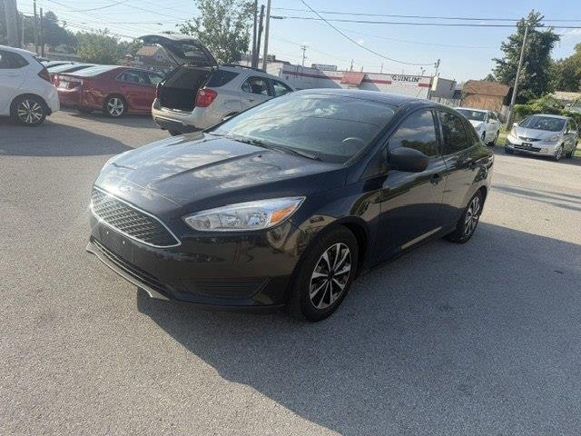 Ford Focus S Sedan 2015