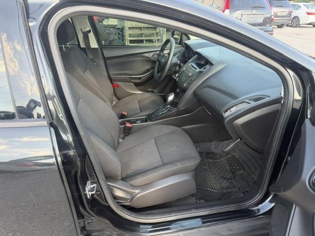 Ford Focus S Sedan 2015
