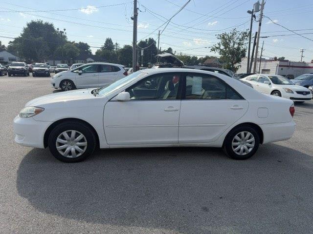 Toyota Camry LE 2005