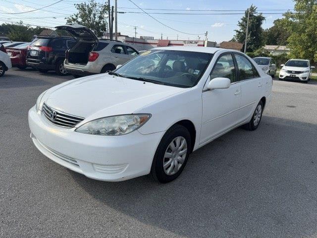 Toyota Camry LE 2005