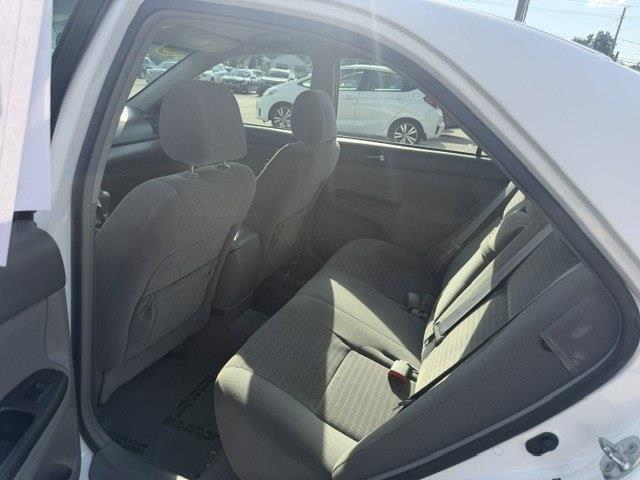 Toyota Camry LE 2005