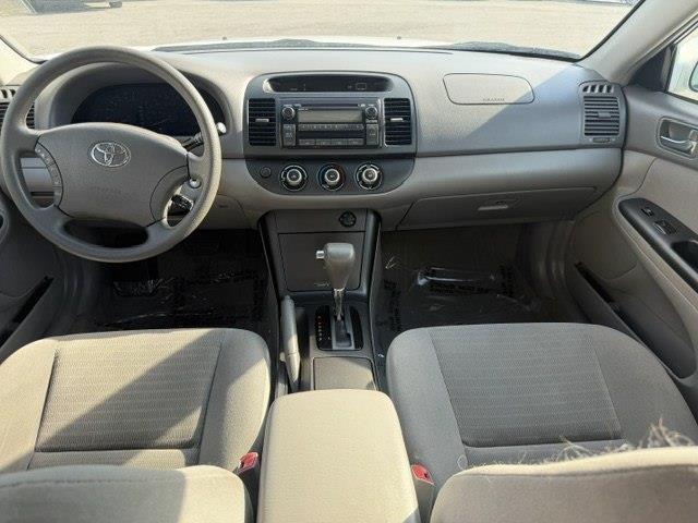 Toyota Camry LE 2005