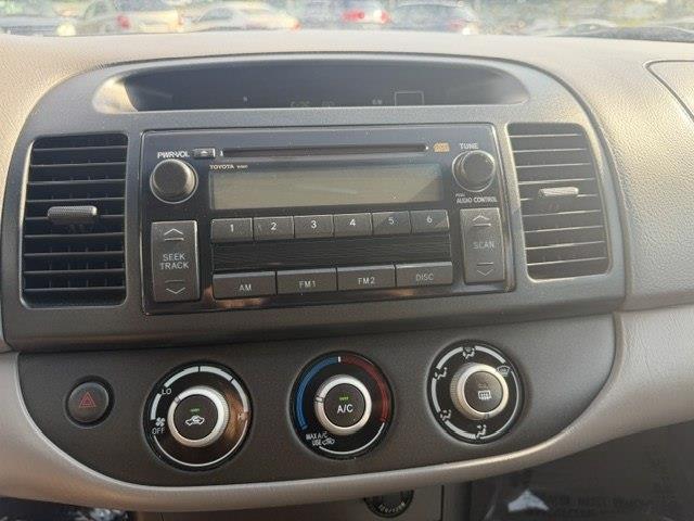 Toyota Camry LE 2005