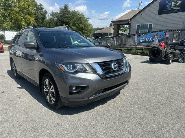 Nissan Pathfinder SV 4WD 2017