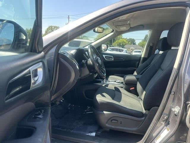 Nissan Pathfinder SV 4WD 2017