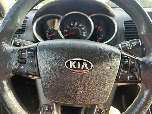 Kia Sorento LX 4WD 2011