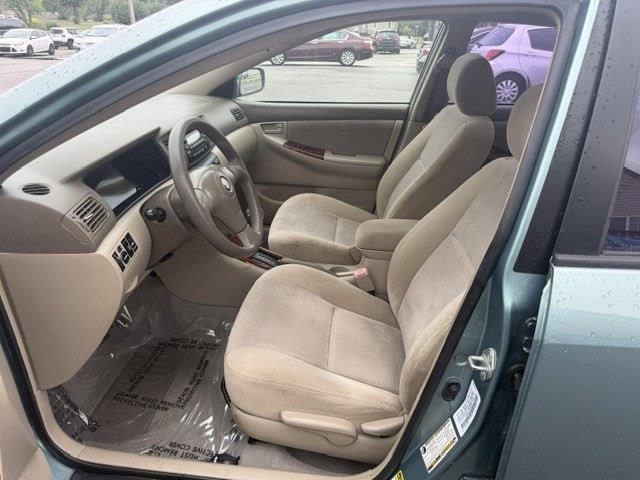 Toyota Corolla LE 2006