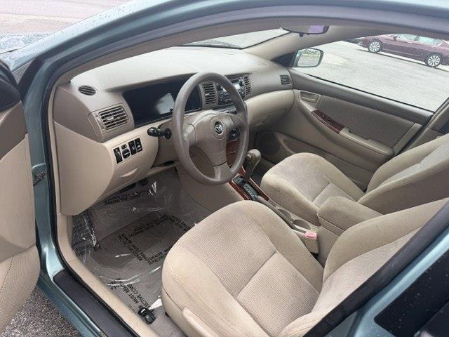 Toyota Corolla LE 2006