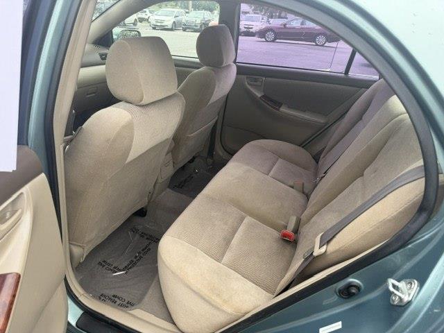 Toyota Corolla LE 2006