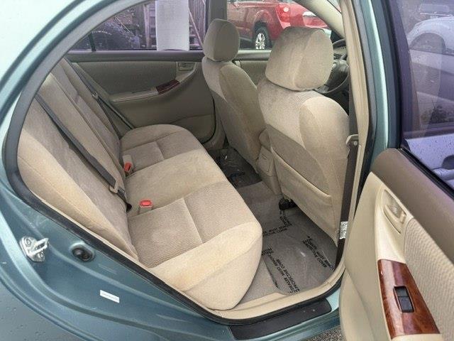 Toyota Corolla LE 2006