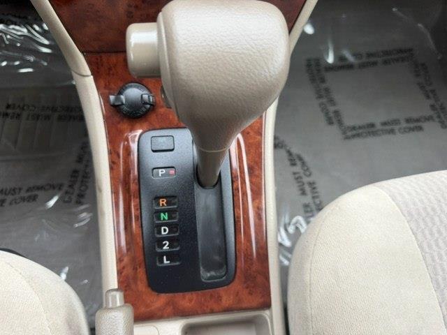Toyota Corolla LE 2006