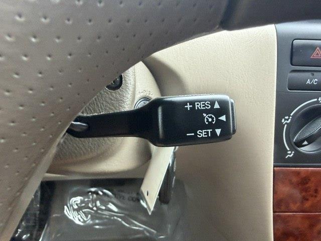 Toyota Corolla LE 2006