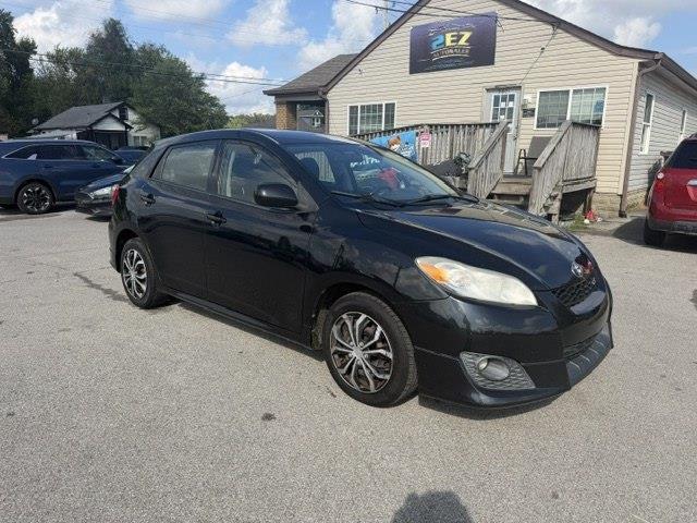 Toyota Matrix S 5-Speed MT 2010