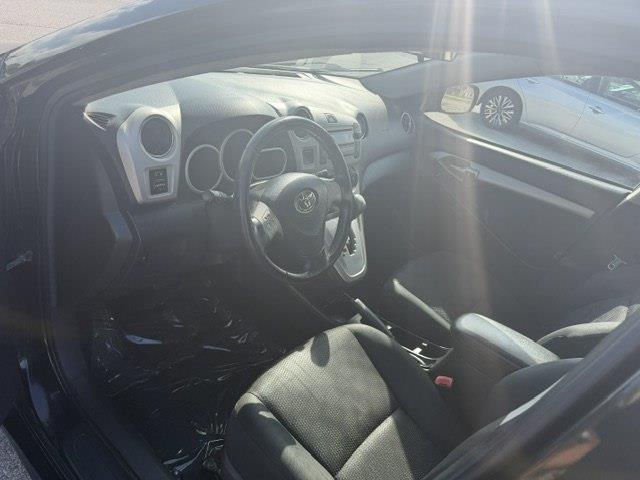 Toyota Matrix S 5-Speed MT 2010