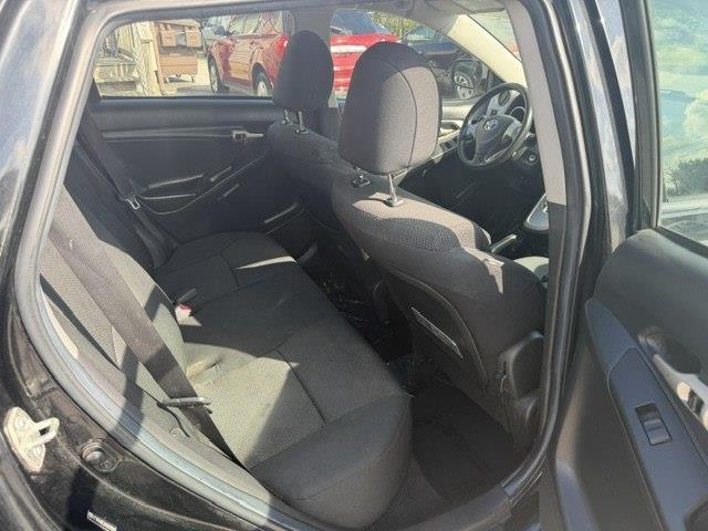 Toyota Matrix S 5-Speed MT 2010