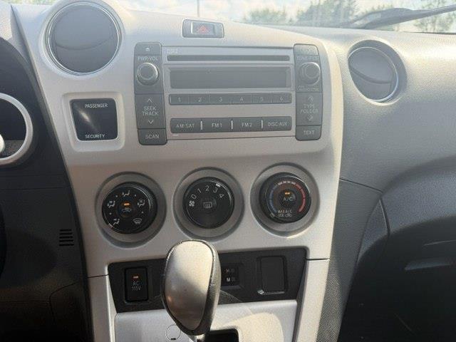 Toyota Matrix S 5-Speed MT 2010