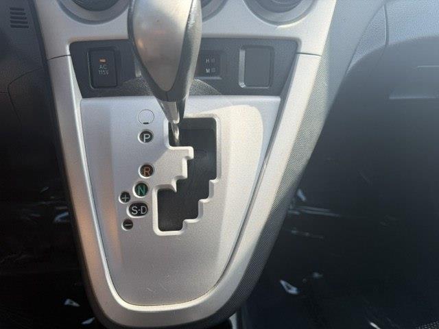 Toyota Matrix S 5-Speed MT 2010
