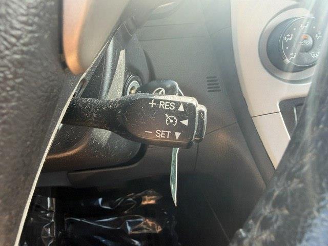 Toyota Matrix S 5-Speed MT 2010