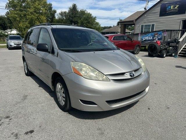 Toyota Sienna LE 7-Passenger 2006