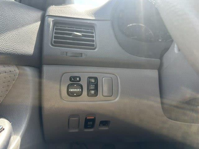 Toyota Sienna LE 7-Passenger 2006