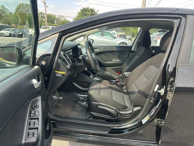 Kia Forte LX 6A 2017