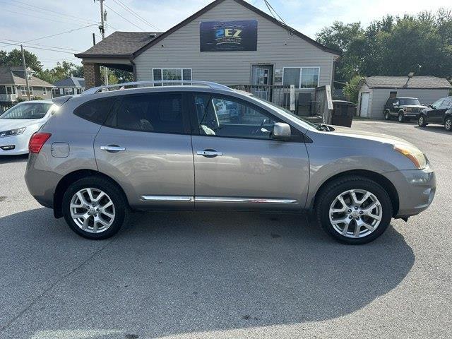 Nissan Rogue SV AWD 2011