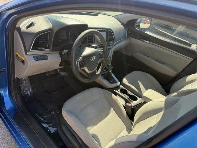 Hyundai Elantra Value Edition 6A 2017