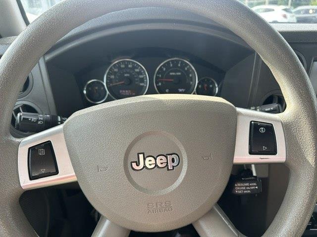Jeep Commander Sport 4WD 2010