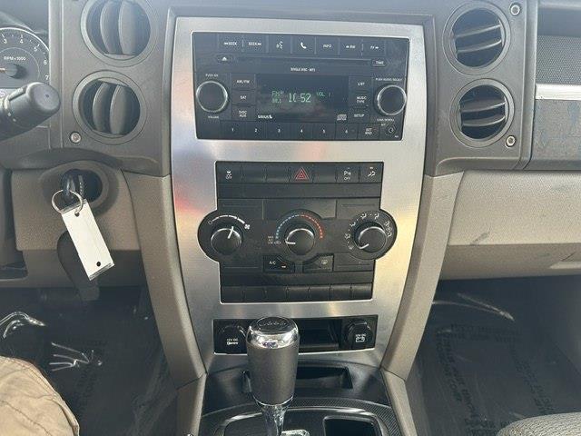 Jeep Commander Sport 4WD 2010
