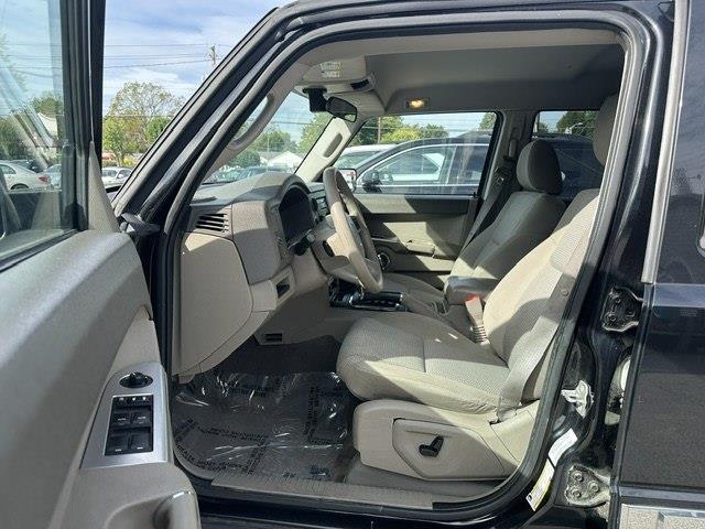 Jeep Commander Sport 4WD 2010